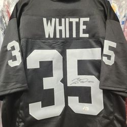 Raiders Zamir White Signed,  JSA-Certified Jersey 