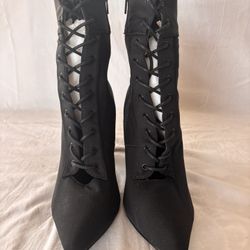 Women’s Shoes Size 8.5