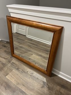 Mirror (Bassett Furniture )