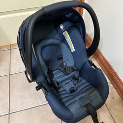 Baby Carrier- /Car Seat 
