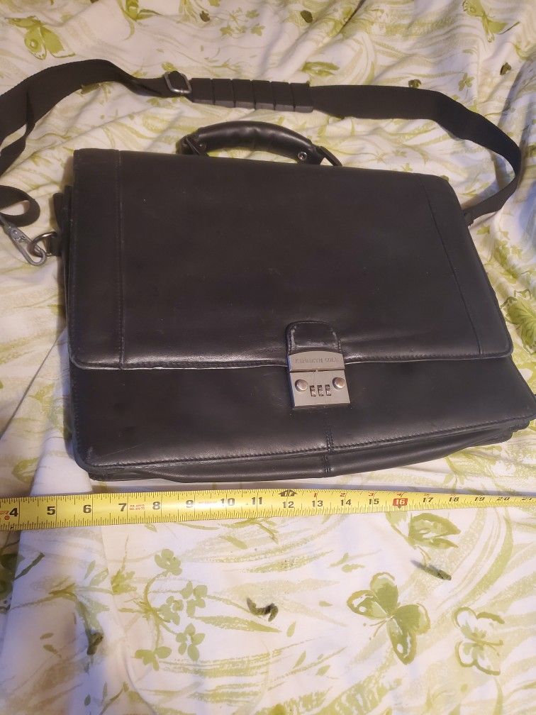 vintage Kenneth Cole triple gusset leather messenger bag briefcase combination lock