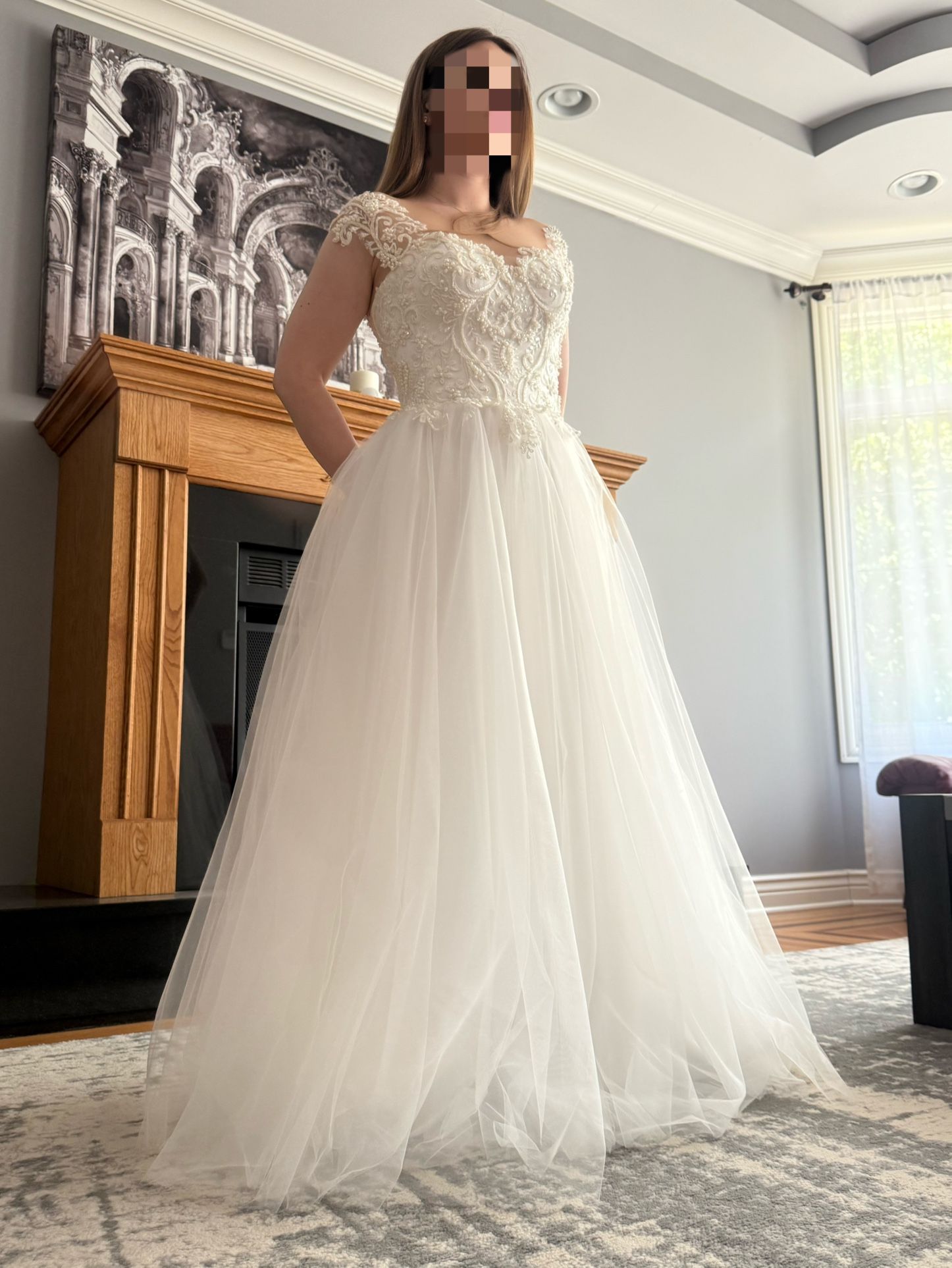 New beautiful European adjustable wedding dress