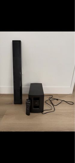 Bose Cinemate 1  Soundbar + Subwoofer + Remote Control