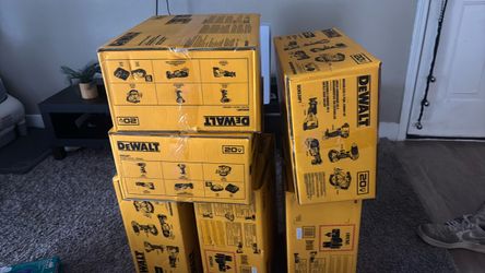 dewalt 5 tool set ALL NEW 9
