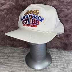 Vintage Los Angeles Lakers 87-88 Back To Back Champions Snapback White Cap Hat Vtg