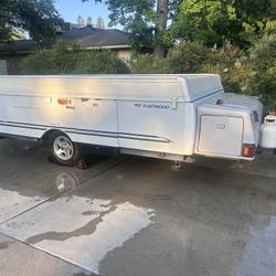 Pop Up Tent Trailer/Camper; 2007 Fleetwood
