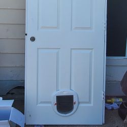 Door With Pet Door 