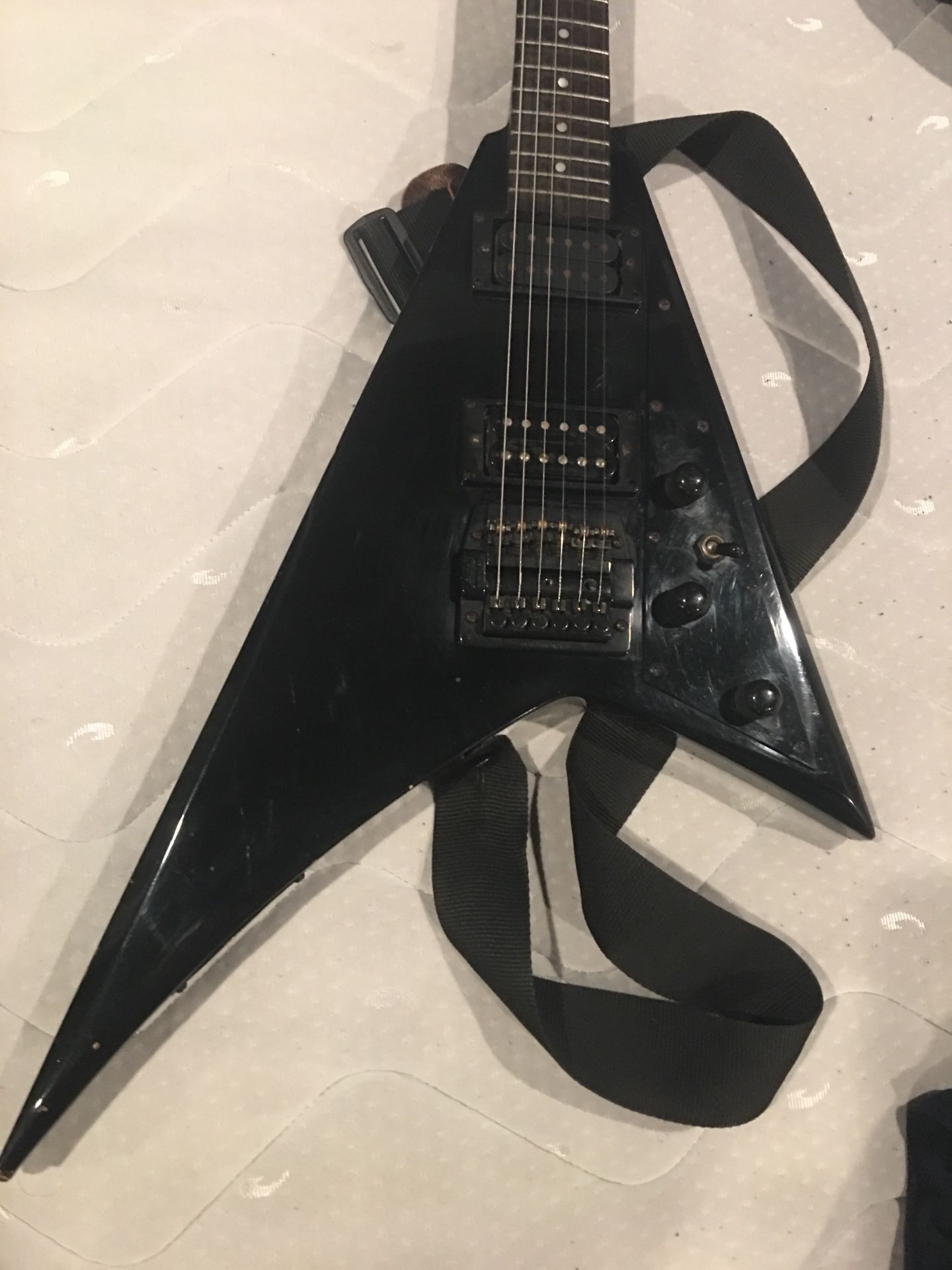 1980 s Hondo Formula 1 Flying V Guitar Project for Sale in Long