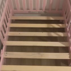 Toddler Bed And Organizer 