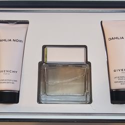 Dahlia Noir Givenchy 