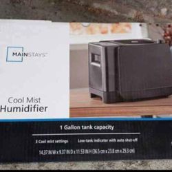 Humidifier Cool Mist 1 Gallon  New