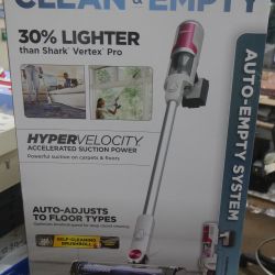 Shark Cordless Clean and Empty BU3120 Vacuum Cleaner/Auto Empty System NEW. 