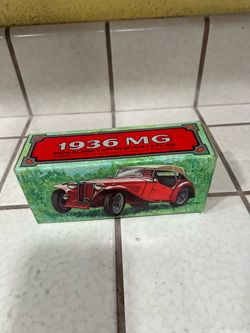 Avon Blend 7 After Shave 1936 MG Collectible Bottle