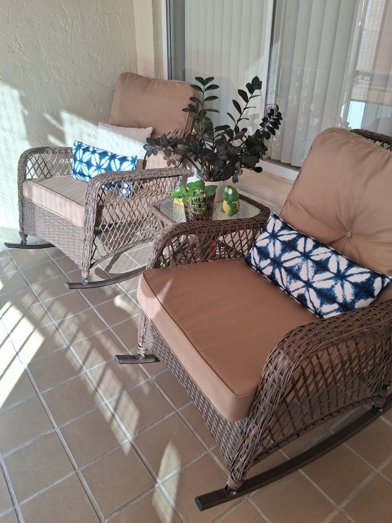 Patio SET For Sale Rocking Chair BRAnd New To Big For The Space. $240