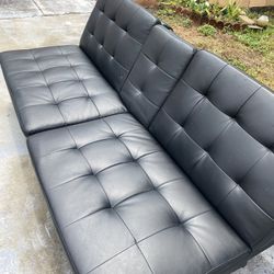 Bed Couch In Perfect Condition 