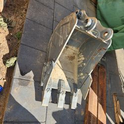 New 18" Mini Excavator Bucket Or backhoe