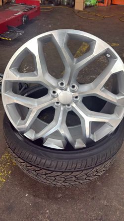 26β 6-Lug Wheels + Tires | Truck/SUV Custom Setup