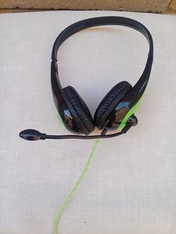 Gaming Headset with Microphone