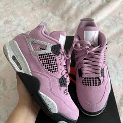 Jordan 4 “orchid” Size 8.5 men