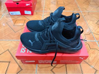 Puma Sneakers