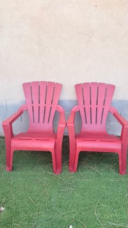 Red Plastic Outdoor Adirondack Chairs – Set of 2