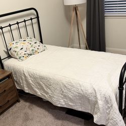 Twin Bed Frame With Box Spring - Matte Black