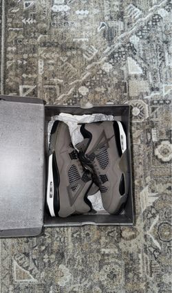 Jordan 4 Retro Cave Stone size 10.5 men new