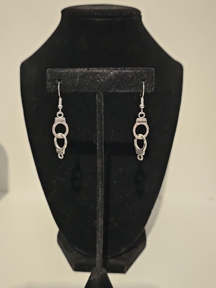 New Silver Handcuffe Earrings