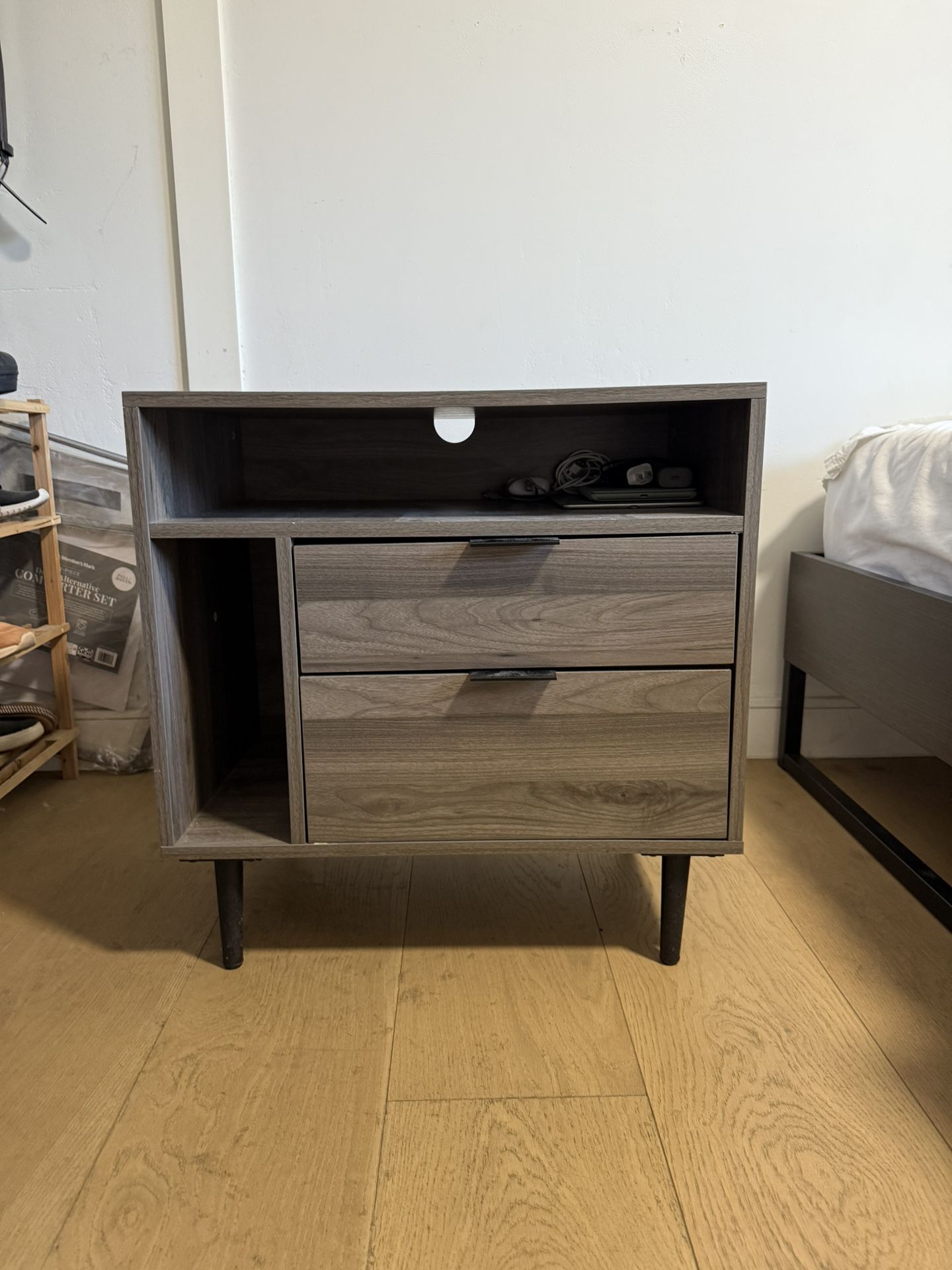 Nightstand / End table