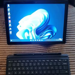 Microsoft Surface PRO 7 Touchscreen 12.3" 2736x1824 LCD 8 GB RAM 256 GB SSD USB C Thunderbolt Port Windows 11 
