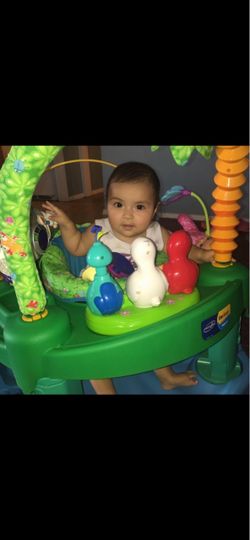 $15 baby sister en Irving. Cuidado de niños hogar limpio seguro con amor y responsabilidad
