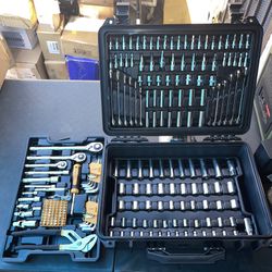 234pc DEKO Tool Set