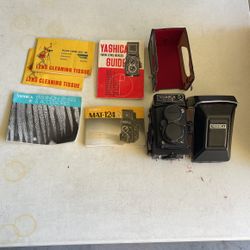 YASHICA MAT-124G