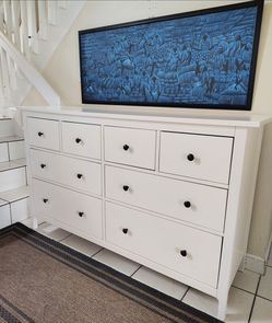 SOLID WOOD DRESSER 8 DRAWERS DELIVERY AVAILABLE