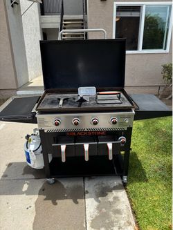 Blackstone grill (very good condition )