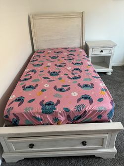 Twin Bed + Mattress