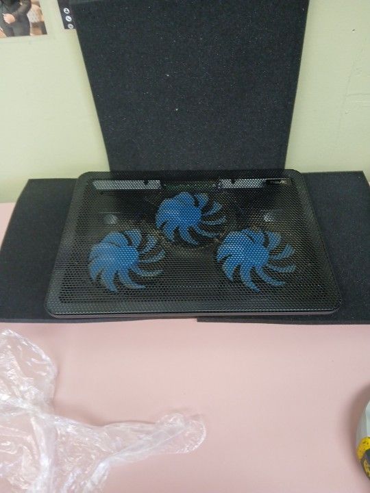 17 Inch Havit Laptop Cooler