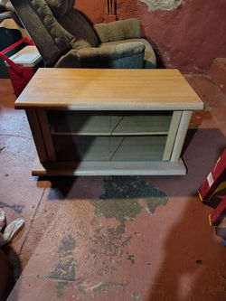 entertainment center | free