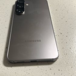 Brand New Samsung Galaxy S24 
