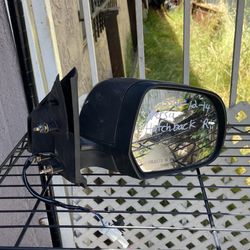 Nissan Versa- 2012-2013 2014 Right Side Mirror