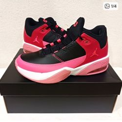 Jordans Multiple Sizes Read Entire Description 