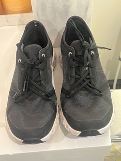 On Cloud Shoes (black) 8.5 Mens