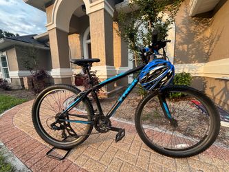 Aluminum Bike TREK 820.