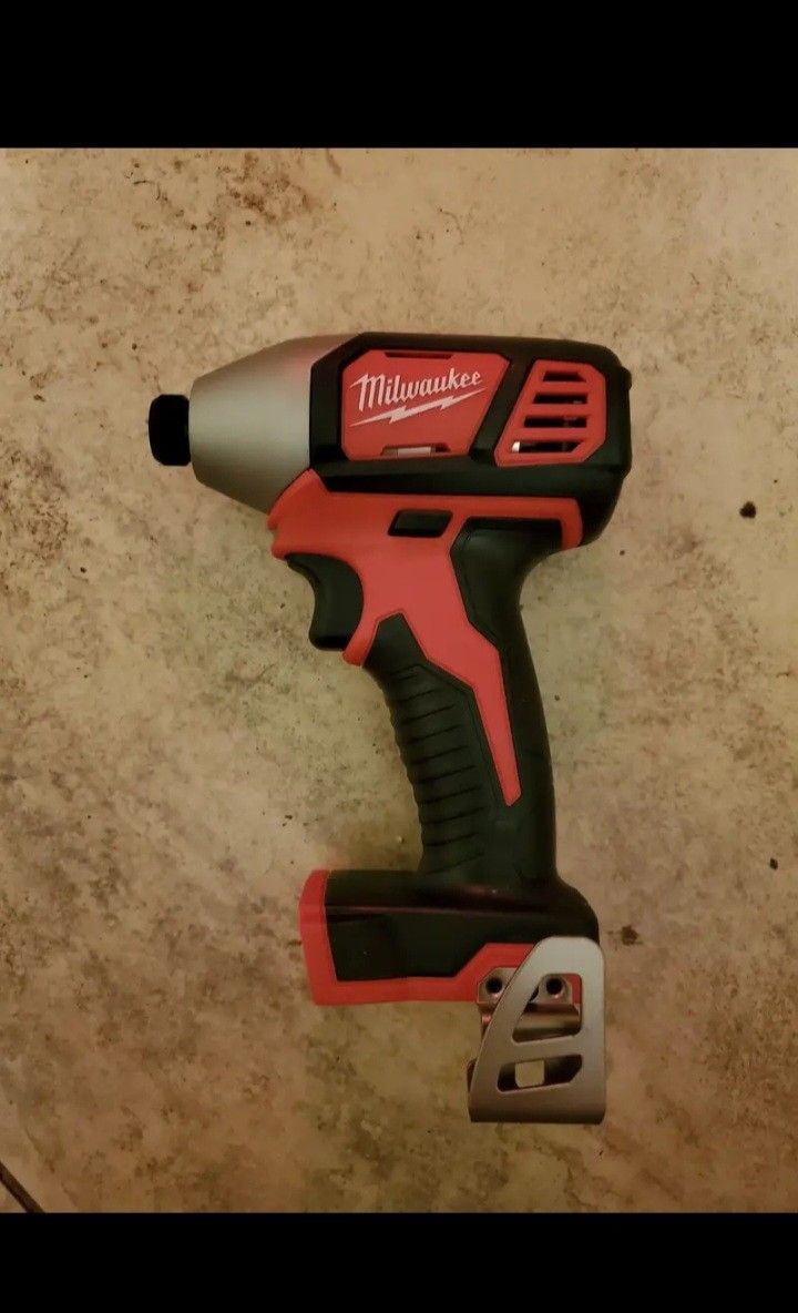 New Milwaukee 18-Volt 1/4 in. Impact Driver (2656-20)