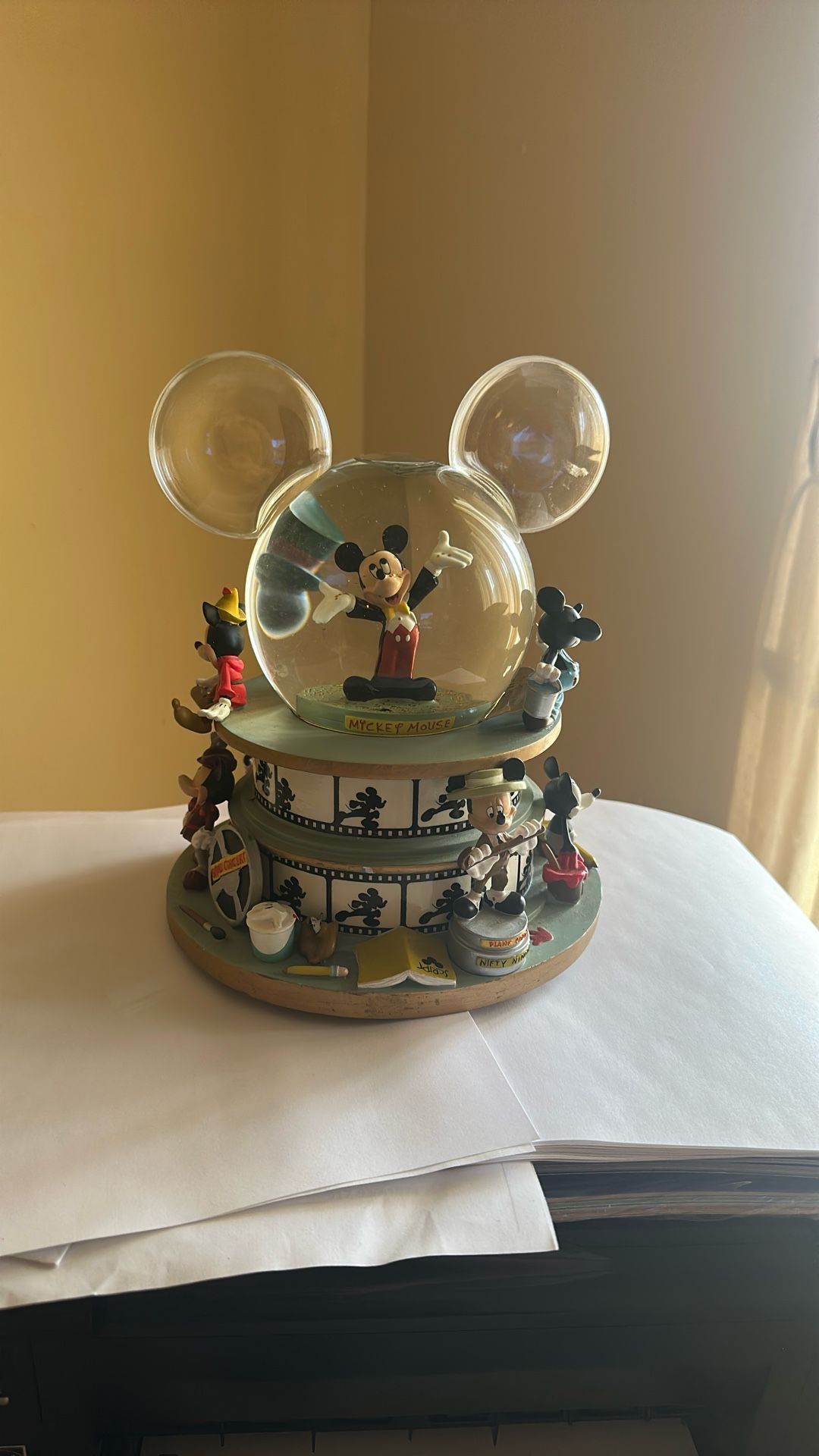 Vintage Disney Mickey Mouse Snow Globe