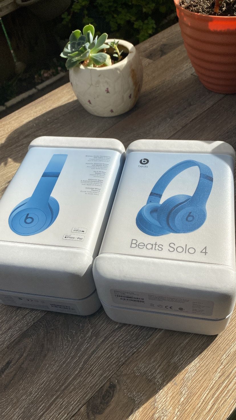Beats Solo Pro