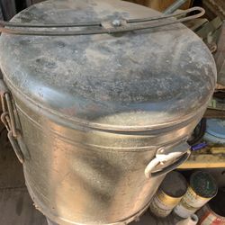 Ww 2 Field container