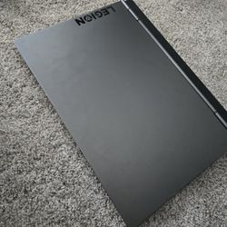 Lenovo Legion 17" Gaming laptop