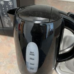 Electric Kettle - 57oz - Works Great!