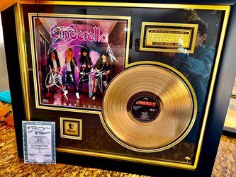 Rare Cinderella Band Autographed COA Gold Award